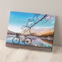 Puzzle Pintoo Canvas- Bicicleta en el Lago Sereno. 366 piezas